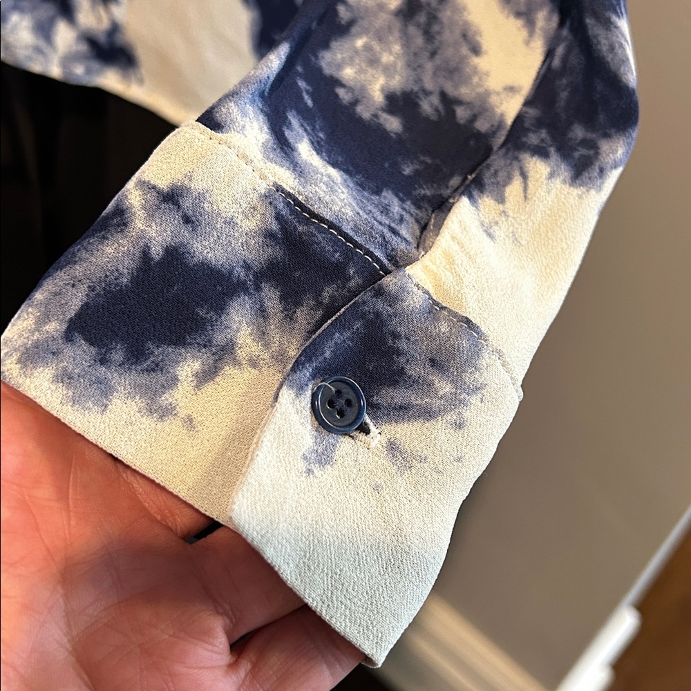 Reformation Blouse - Picture 4 of 9